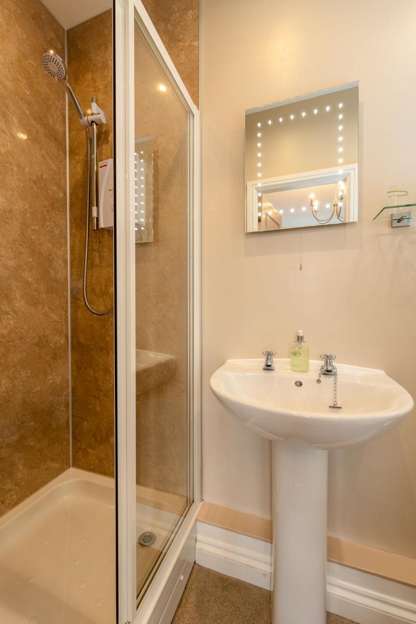 Thornbank House Offering Breakfast And With The Use Of Free Local Health Club Hotel Windermere Ngoại thất bức ảnh