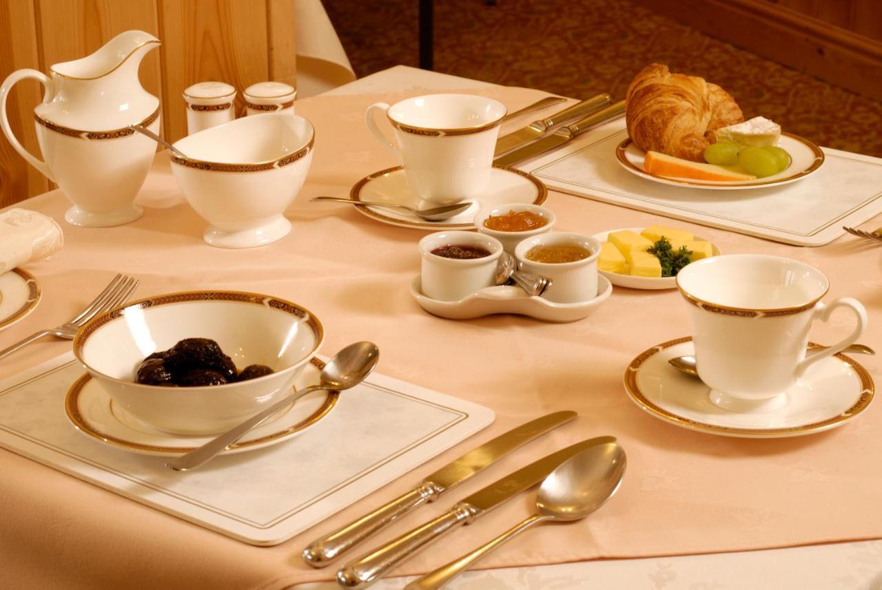 Thornbank House Offering Breakfast And With The Use Of Free Local Health Club Hotel Windermere Ngoại thất bức ảnh